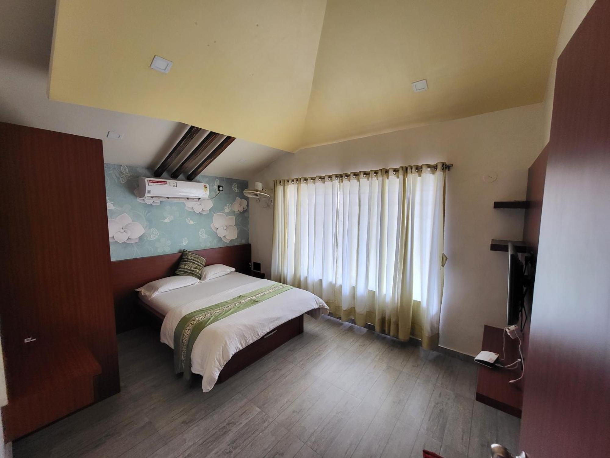 Paras Holiday Home Satara Extérieur photo
